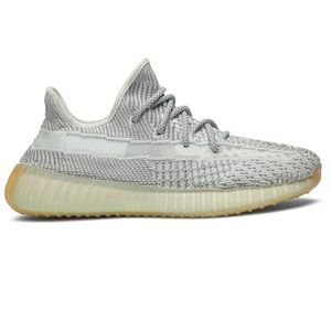 Yeezy boost 350 v2 comes with box